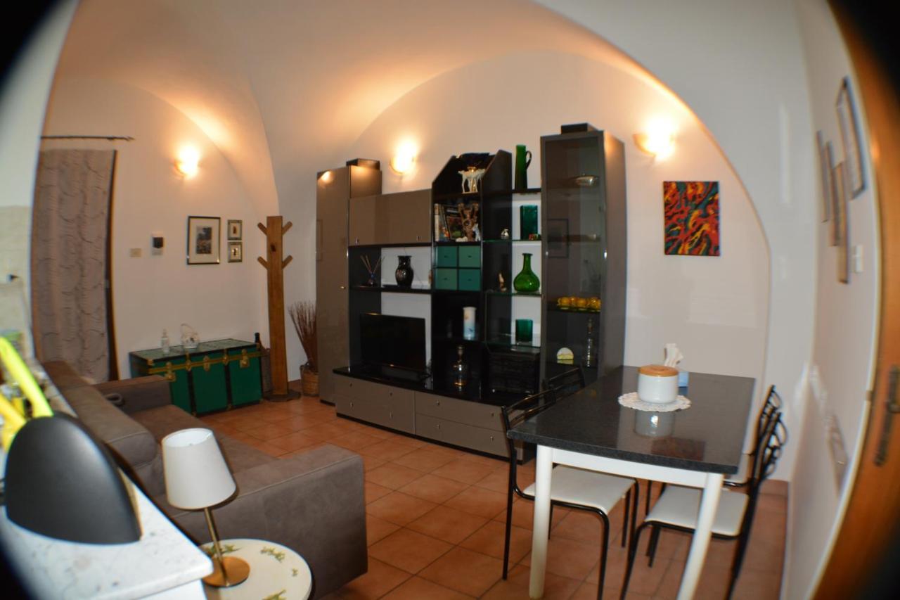 Casa Romeo Villa Adrano Luaran gambar