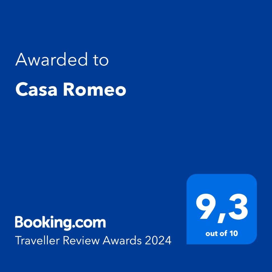 Casa Romeo Villa Adrano Luaran gambar