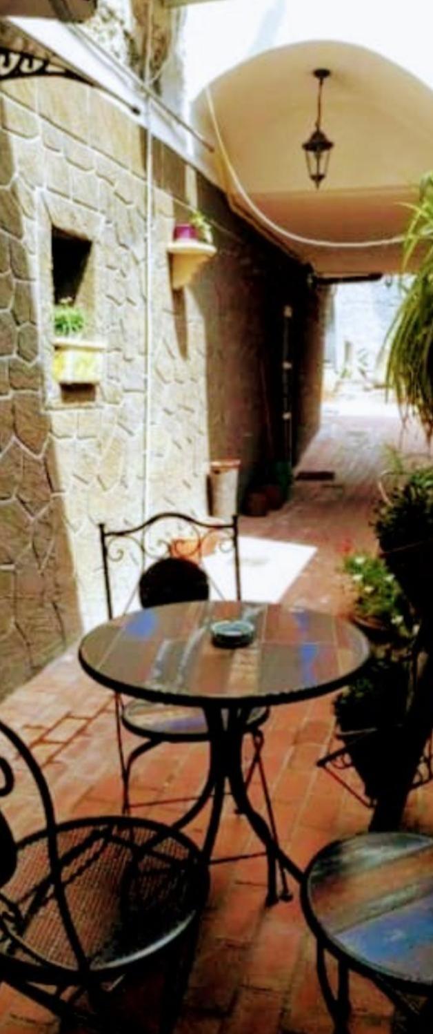 Casa Romeo Villa Adrano Luaran gambar